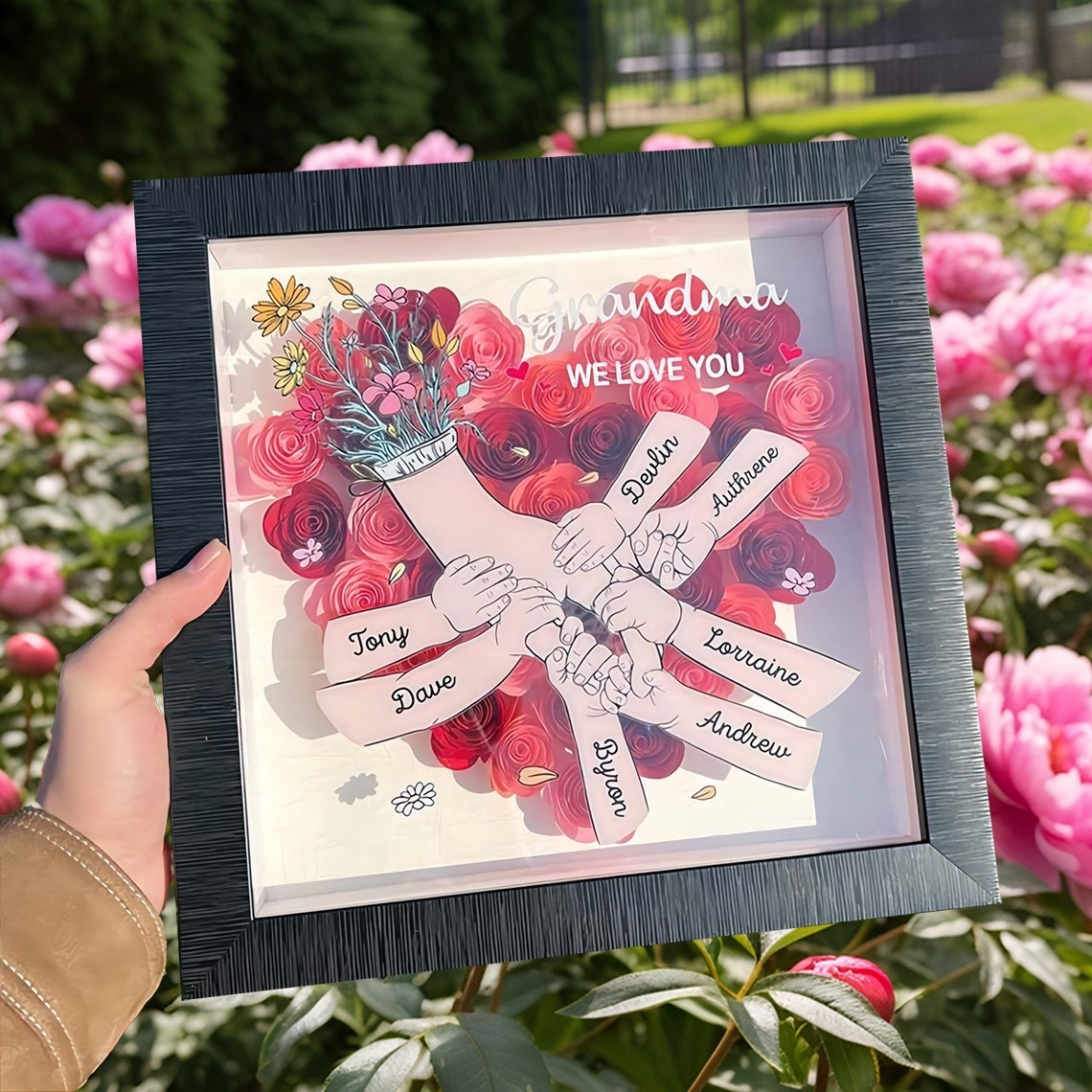 Personalised Grandma We Love You Holding Hands Flower Shadow Box with Grandkids Names for Grandma Mum Mother's Day Gift