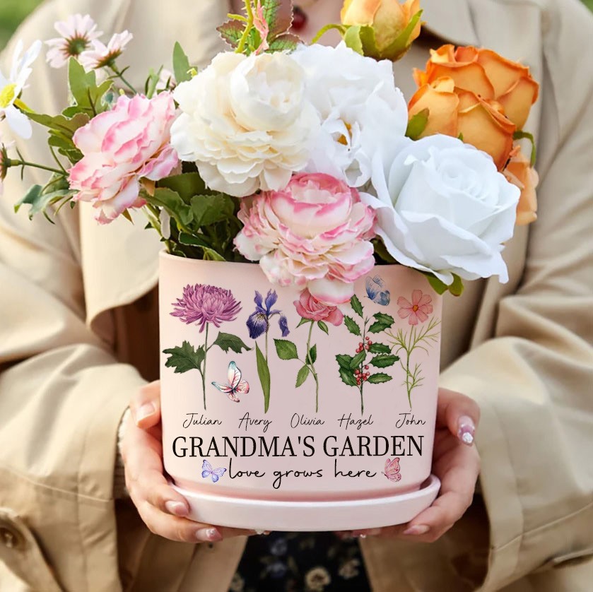 Personalised Love Grows Here Birth Flower Pot For Grandma's Garden Perfect Gift For Mum Grandma