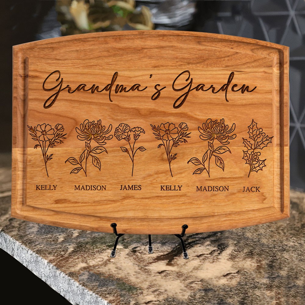 Personalised Grandma's Garden Birth Month Flower Cutting Board with Kids Names Unique Gifts for Grandma Mum
