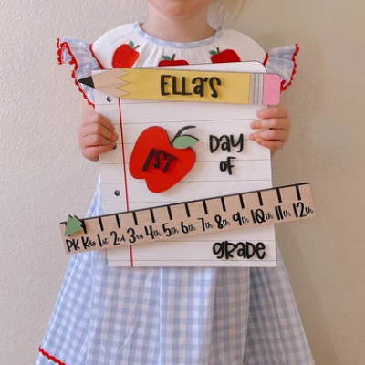 Personalised First/100th/Last Day of School Wooden Sign Back to School Sign Kit Keepsake Gift Ideas for Kids
