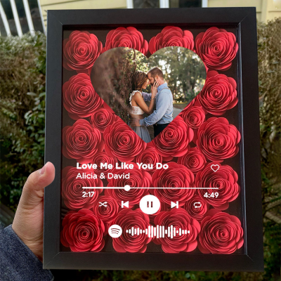 Personalised Photo Flower Shadow Box with Spotify Scan Code Valentine's Day Gift for Couples Anniversary Gifts