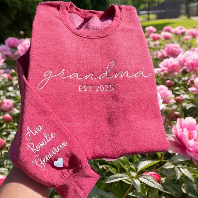 Custom Embroidered Grandma Sweatshirt with Kids Names on Sleeve Unique Birthday Gifts for Grandma Mum Mother's Day Gift Mum Pregnancy Gift