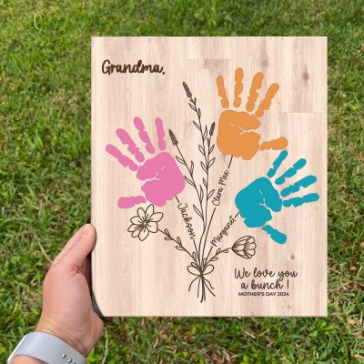 Custom Grandma Flower Bunch DIY Handprint Wooden Plaque Sign Unique Gift Ideas for Mum Grandma