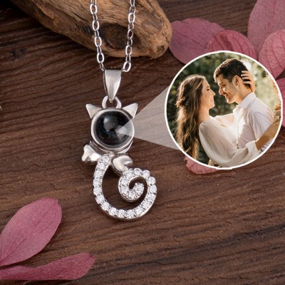 Custom Cat Shaped Photo Projection Pendant Necklace Fashion Cartoon Gift For Her Gift For Couple
