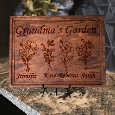 Personalised Grandma's Garden Birth Flower Cutting Board with Grandkids Names Gifts for Mum Grandma