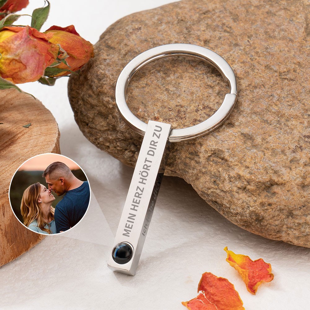Personalisierter Schlüsselanhänger mit Fotoprojektion und Gravur im Inneren, einzigartiges Geburtstagsgeschenk für ihn, Valentinstagsgeschenk für Paare