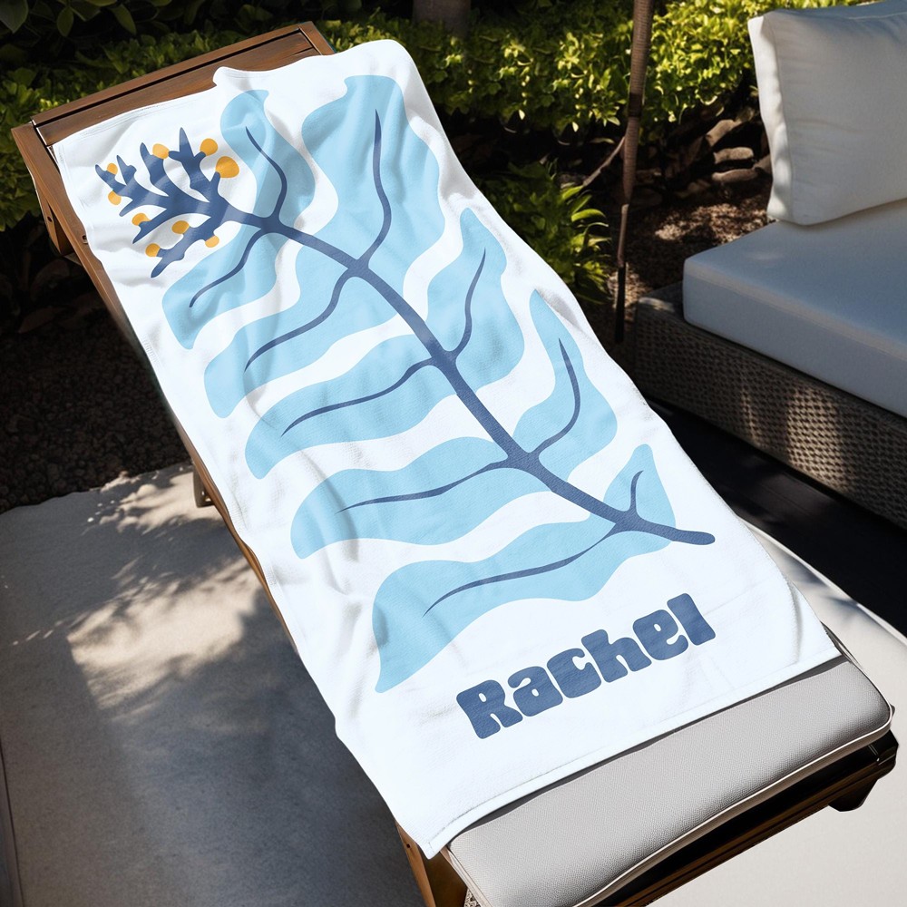 Personalisiertes Strandtuch mit Blumenmuster, Namenstuch für Frauen, Sommergeschenk für Sie, Reiseutensilien für Mädchen, Ästhetische Reiseaccessoires