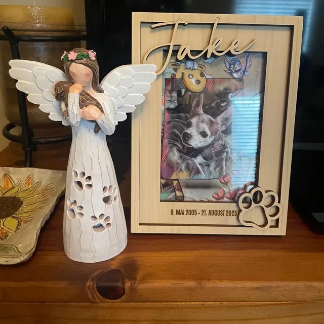Personalisierter Erinnerungs-Fotorahmen aus Holz mit Namensgravur – ein bleibendes Geschenk für Tierliebhaber
