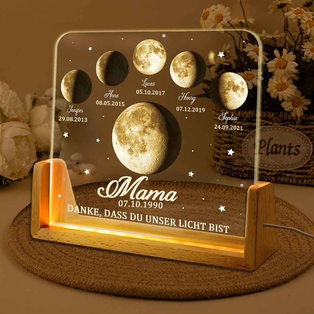Mama, danke, dass du unser Leitlicht bist. Individuelles Mondphasen-Nachtlicht mit Kindernamen. Geschenke für Mama zum Muttertag.