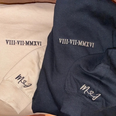 Personalisierter, passender Kapuzenpullover für Paare mit gestickter römischer Ziffer, Geschenk zum 1. Jahrestag, Valentinstagsgeschenke für den Freund
