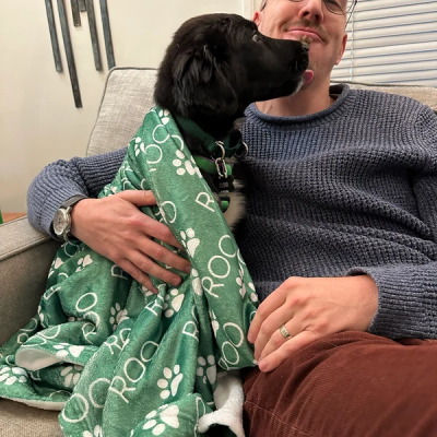 Personalisierte Hundedecke mit Namen – Einzigartiges Geschenk für Hundeliebhaber – Weihnachtsgeschenk für Tierfreunde