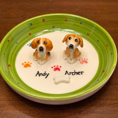 Individuell handgefertigte Schmuckschale mit Tierfigur und Namen – Geschenk für Hundebesitzer – Erinnerungsgeschenk für Haustiere – Weihnachtsgeschenk