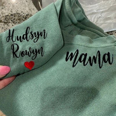 Benutzerdefinierte Mama bestickt Sweatshirt Hoodie mit Kinder Namen Andenken Geschenk für Mama