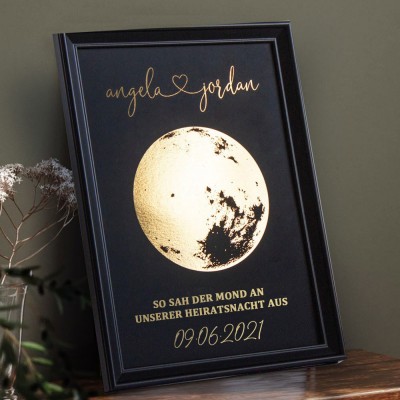 So sah der Mond an dem Tag aus, als wir geheiratet haben. Individueller Mondphasenrahmen für einzigartige Geschenke zum Hochzeitstag und Valentinstag.