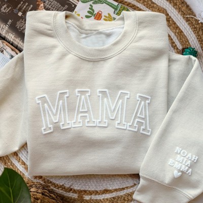 Personalisiertes Mama-Sweatshirt mit den Namen der Kinder auf dem Ärmel – Geburtstagsgeschenk für die Mutter, Geschenk für frischgebackene Mütter, Geschenkideen zum Muttertag