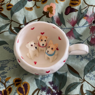 Individuell handgefertigte Tasse mit Tierfigur – Geschenkidee für Tierliebhaber, insbesondere für Katzenliebhaber – Weihnachtsgeschenk