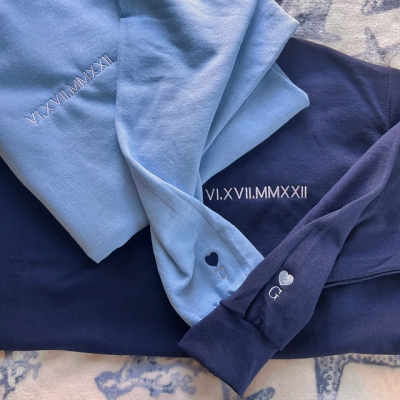Personalisiertes Paar römische Ziffer besticktes Kapuzenpullover, einzigartiges Geschenk für Sie