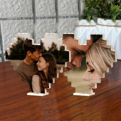 Personalisiertes Foto-Baustein-Puzzle in Herzform. Einzigartige Jubiläumsgeschenke für ihn. Valentinstagsgeschenke für Paare.