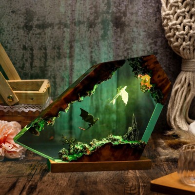 Handgefertigte "Fliegender Drache" Lampe aus Holz und Epoxidharz – Das ideale Geschenk für Paare, zum Geburtstag für Ihn oder zu Weihnachten.