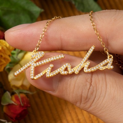 Personalisierte minimalistische Zirkonia-Namenskette – Erinnerungsgeschenk für sie, Jubiläumsgeschenk, einzigartiges Geburtstagsgeschenk