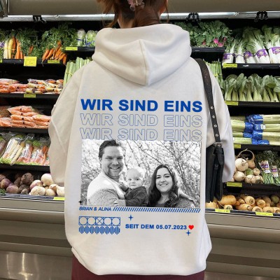Personalisierter WIR SIND EINS Familienportrait Hoodie mit Namen, Geburtstagsgeschenk für Mama und Oma, einzigartige Geschenkidee zum Muttertag