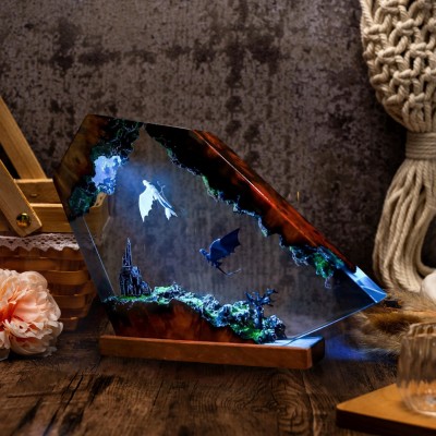 Handgefertigte Eisdrachen-Lampe aus Epoxidharz und Holz | Geschenk für Paare, Ihn, zu Weihnachten & Geburtstag