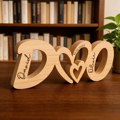 Personalisiertes Holzherz mit Initialen und Namen – Individuelles Geschenk für Paare, Jubiläumsgeschenk, Valentinstagsgeschenk