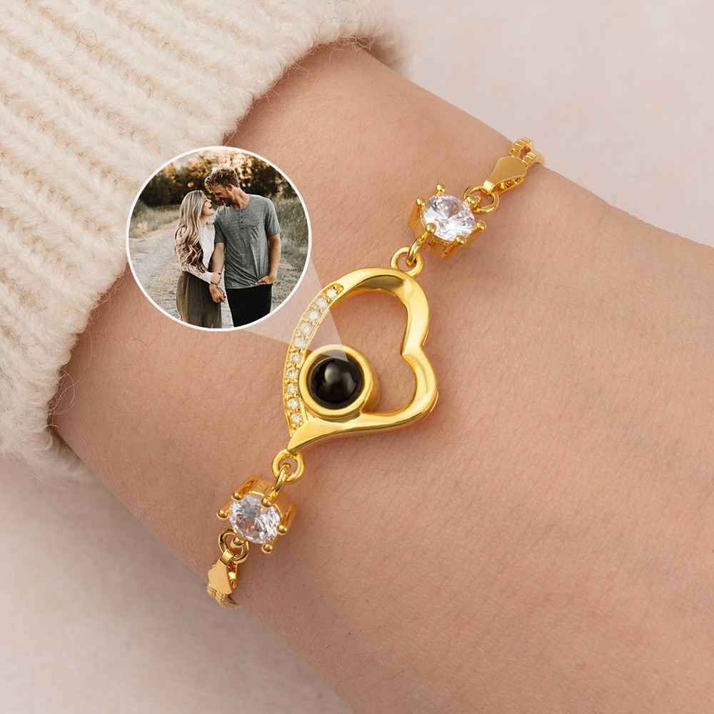 Pulsera de proyección de fotos de corazón personalizada chapada en oro de 18 quilates Ideas de regalos para el día de San Valentín Regalo único para parejas para novia Regalo de aniversario de bodas para esposa
