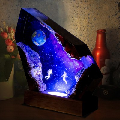 Astronauta espacial resina epoxi lámpara de madera galaxia luz nocturna regalo de Navidad ideas de regalos de cumpleaños