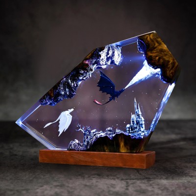 Lámpara Artesanal de Madera y Resina Epoxi con Dragón de Hielo. Regalo de Navidad y Cumpleaños para Parejas o para Él.