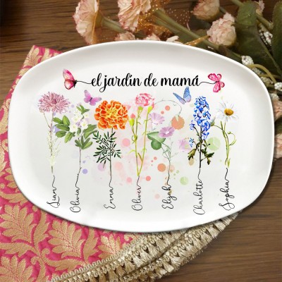 Bandeja familiar personalizada 'Jardín de la Madre' impresa con los nombres de los niños y las flores de nacimiento. Un regalo de cocina único para mamá y abuela, regalo de cumpleaños para una nueva mamá, ideas de regalos para el Día de la Madre