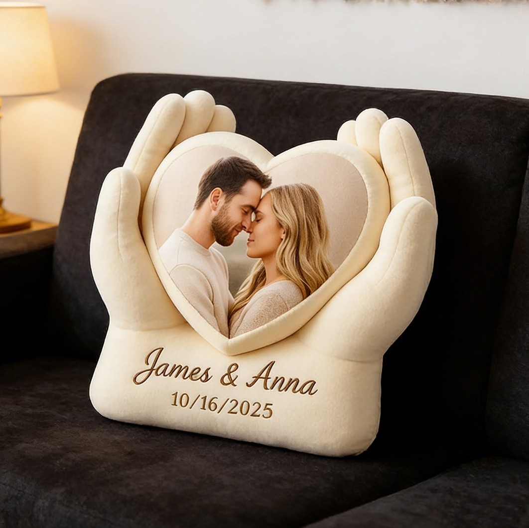 Oreiller Photo de Couple Personnalisé avec Prénoms Idées Cadeau pour Couples Cadeaux d'Anniversaire Cadeau de Saint-Valentin