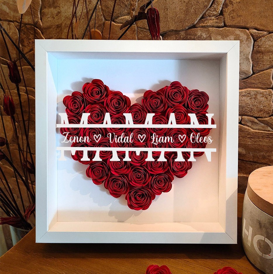 Cadeau personnalisé de boîte d'ombre de fleur de monogramme en forme de coeur de maman pour maman grand-mère