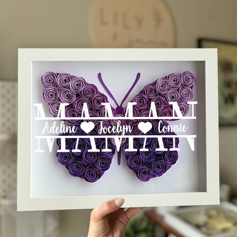 Boîte d'ombre à fleurs monogramme de maman papillon personnalisée avec noms d'enfants, cadeau pour maman grand-mère