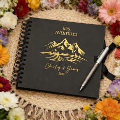 Album Personnalisé « Nos Aventures avec les Montagnes » Livre d'Aventures Personnalisé pour Couple Cadeau de Saint-Valentin