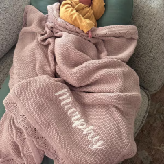 Couverture tricotée brodée personnalisée avec le prénom de bébé cadeau pour nouveau-né cadeau de Noël pour petite fille