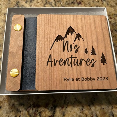 Album Photo de Voyage Personnalisé en Bois « Livre d'Aventures » Cadeaux d'Anniversaire pour Elle Cadeau de Saint-Valentin pour les Couples