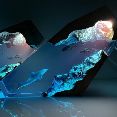 Lampe Bois Résine Dauphin Et Couple Plongeur Océan Bleu Miniature