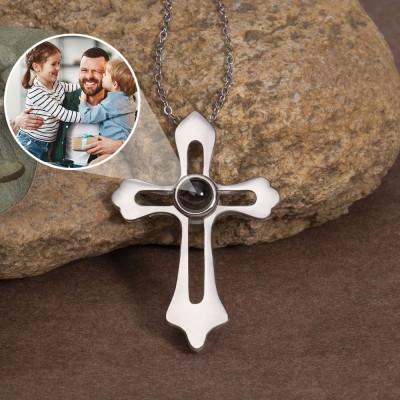 Collier de projection de croix personnalisé pour homme pour cadeau de fête des pères
