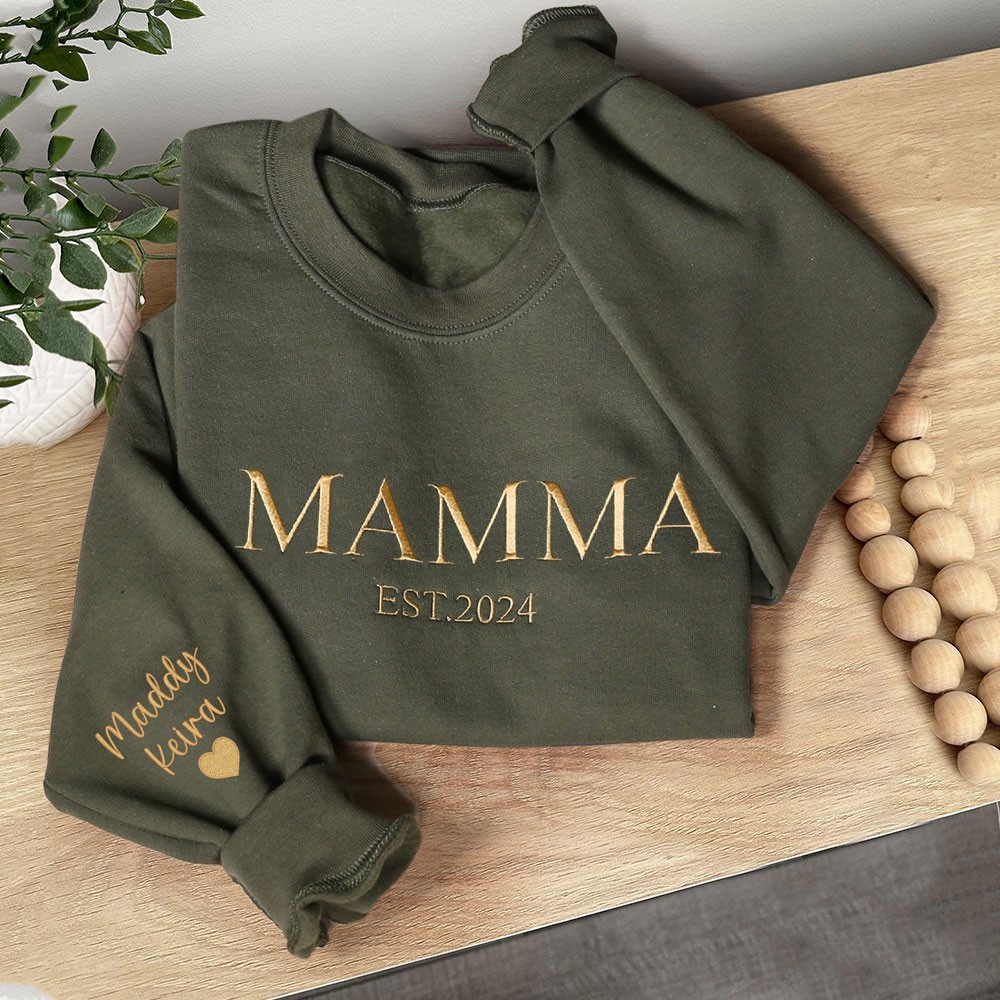 Felpa con cappuccio personalizzata con ricamo "Mamma" e data, ricordo unico per la mamma, regalo di compleanno per neomamme, idee regalo per la festa della mamma.