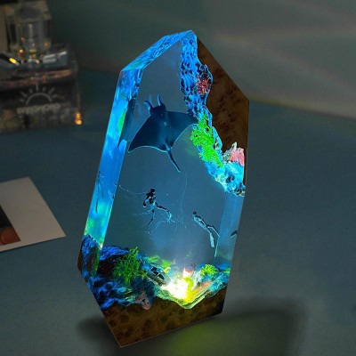 Lampada in legno di resina con scena del mondo del mare profondo Luce notturna in resina Regalo di compleanno Regalo unico per coppia Idee regalo di San Valentino