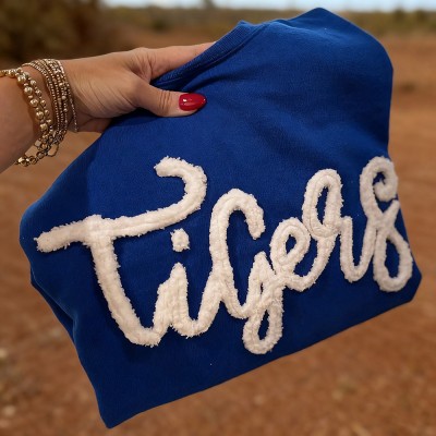 Felpa sportiva personalizzata ricamata con scritta "Game Day" in morbido pelo – Regalo unico per il giorno della partita