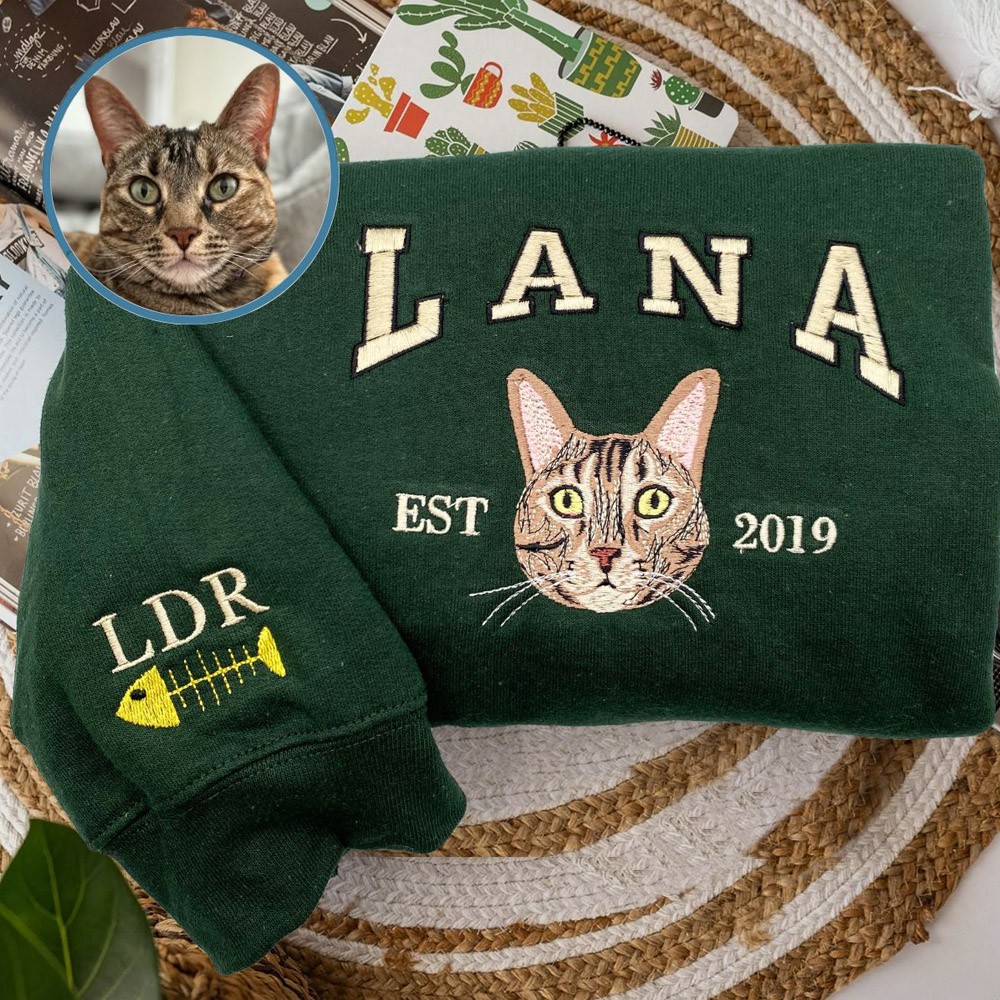 Custom Cat Sweatshirt with Embroidered Photo and Name Unique Gifts for Cat Lovers Pet Memorial Gifts