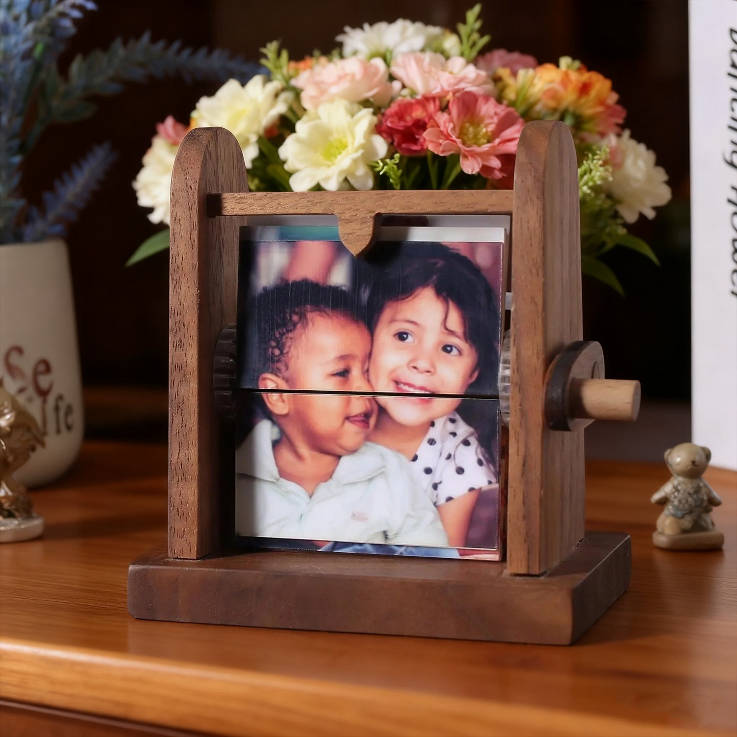 Personalized Wooden Photo Flipbook Animation Stand Memorial Gifts for Family Anniversary Gift Christmas Gift