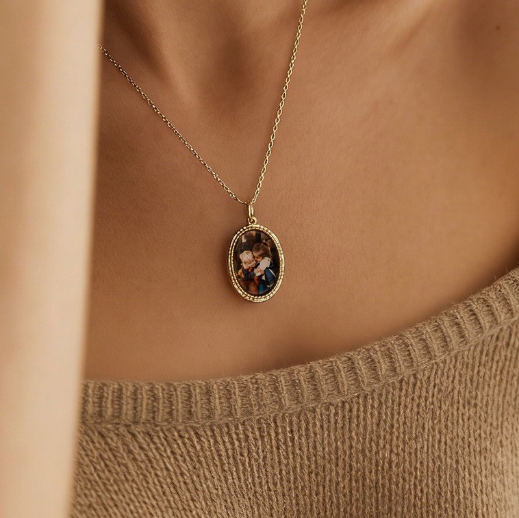 Personalized Photo Necklace for Women Keepsake Gifts for Mom Memorial Gift Birthday Gift for Her Mother's Day Gift