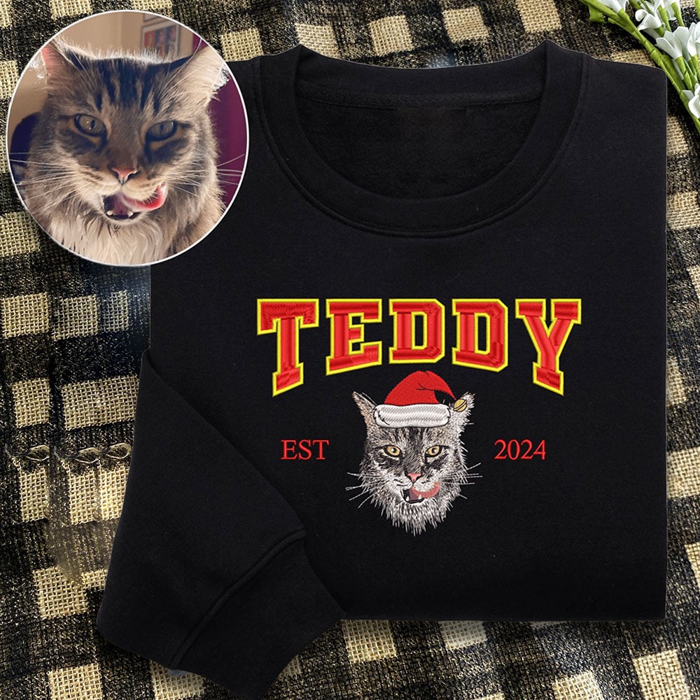 Custom Embroidered Pet Cat Christmas Sweatshirt Unique Gifts for Cat Lovers Christmas Gift for Pet Lovers