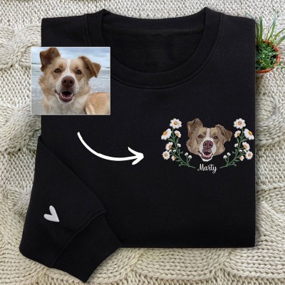 Custom Embroidered Pet Dog Sweatshirt with Dogs Face on It Christmas Gifts for Dog Owners Gifts for Pet Lovers