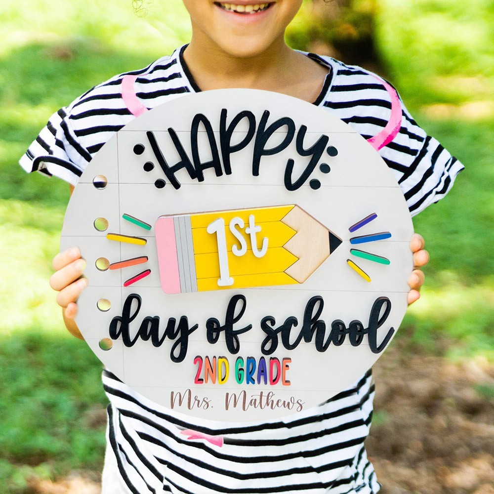 Aangepast houten verwisselbaar eerste schooldagbord Gepersonaliseerde cadeaus voor de start van het schooljaar Cadeaus voor leraren