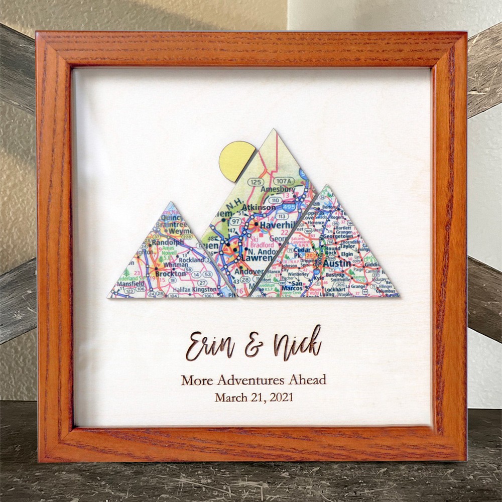 Gepersonaliseerde houten avonturenreiskaart als aandenken voor een jubileum, uniek kerstcadeau