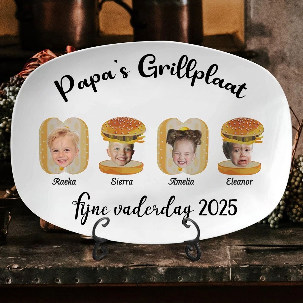 Gepersonaliseerde BBQ-schaal voor vaders en kinderen, het bord is bedrukt met de naam van het kind en een foto van een grote pop, een attent cadeau voor vaderdag in de keuken van vaders.
